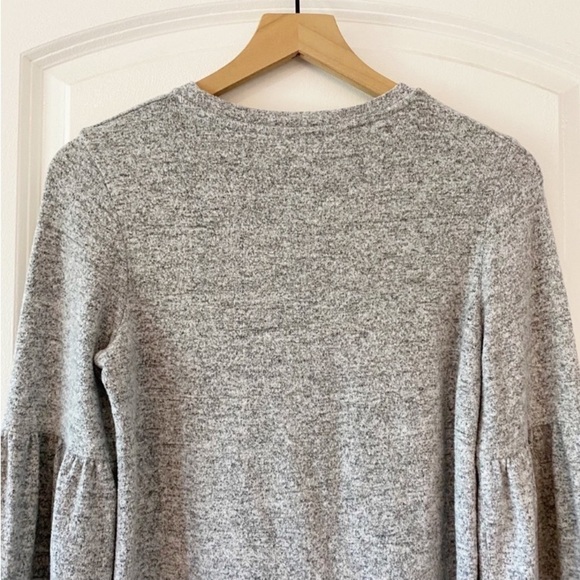 ZARA Gray Bell Sleeve Sweater - Picture 7 of 8